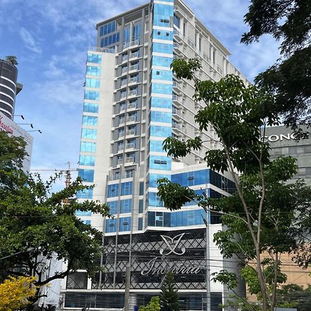 Hola! Condotel @ Inspiria Davao Екстер'єр фото