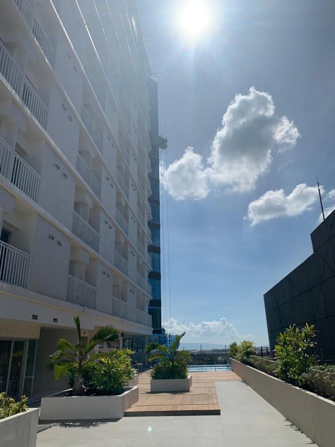Hola! Condotel @ Inspiria Davao Екстер'єр фото