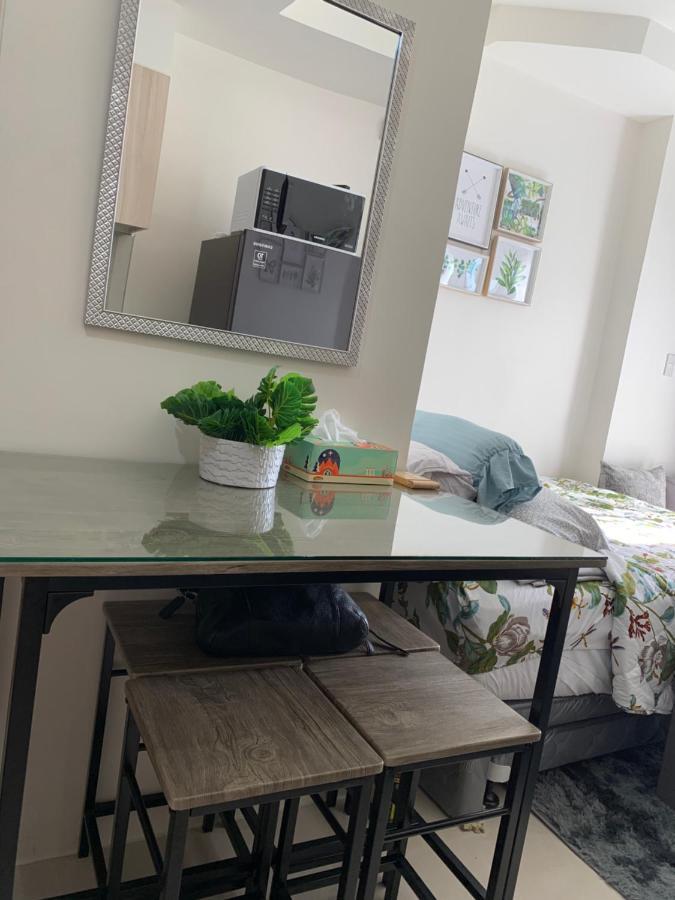 Hola! Condotel @ Inspiria Davao Екстер'єр фото