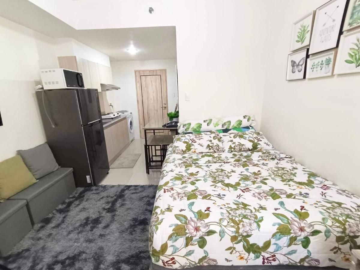 Hola! Condotel @ Inspiria Davao Екстер'єр фото